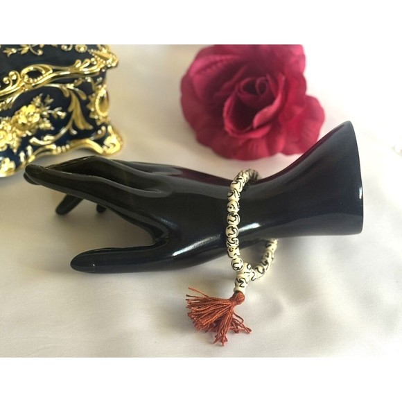 Natural Tibetan Yak Bone Om Bracelet 8mm Prayer Healing Reiki Energy - Picture 2 of 6